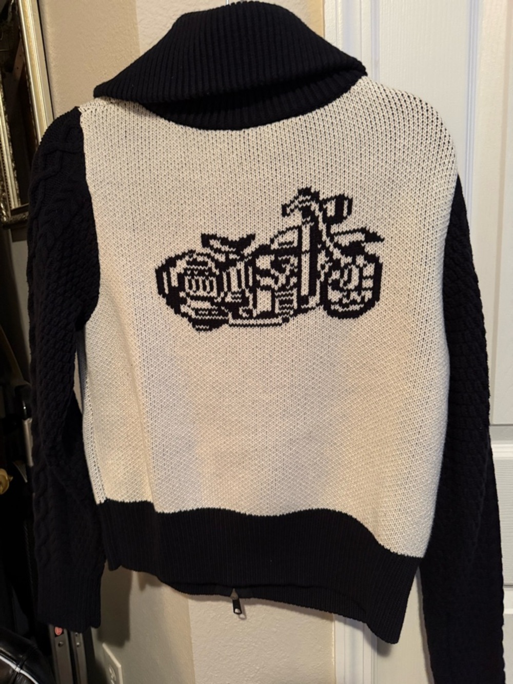 Harley-Davidson Black & White Colorblock Knit Zip Sweater - Picture 3 of 5